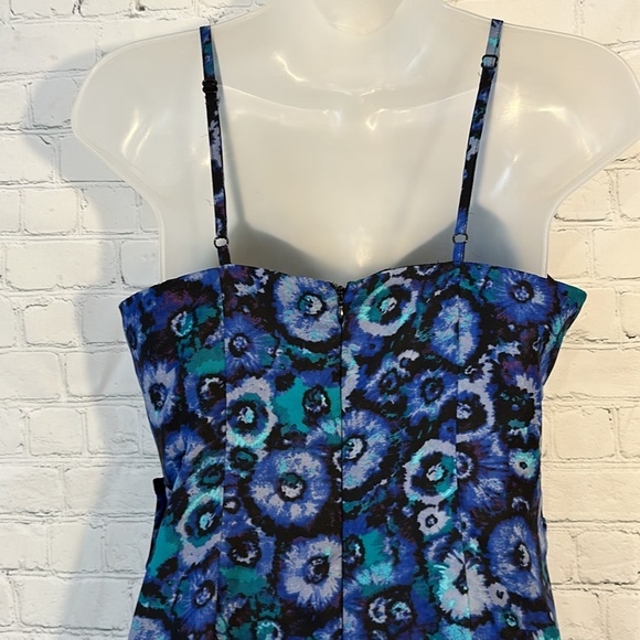 LCLauren Conrad faux wrap dress with ruche and bow - Picture 6 of 9